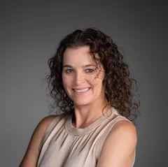 Portrait of Dr. Claudia Röthinger